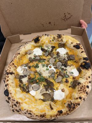 Samara Truffles 😍🤤  at Al Catzone Pizza Napovegana in Berlin