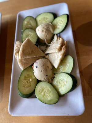 Hummus app at Mellow Mushroom in Fayetteville