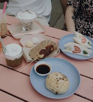 Unsere Nachspeisenauswahl at Tokyo Boom in Vienna