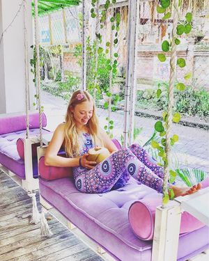 The cutest interior! Purple swings 💜 at Acai Queen in Ubud