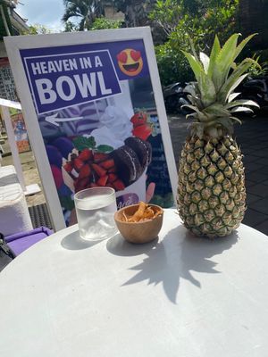 Free sancknand water  at Acai Queen in Ubud