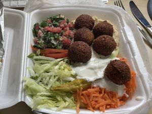 Falafelteller  at Hayati in Cologne