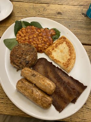 Breakfast   at The Painted Rooster in Edinburgh
