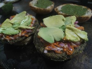 Hamburguesa tropical at Konuko Quindio in Armenia