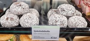 Chocholate mousse balls at Espresso House in Lillehammer