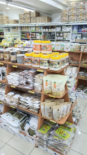 Nuts and dried foods at Hunza Maul 훈자건강마을 in Seoul