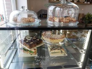 Sweets and snacks at Pachamama in Hannut