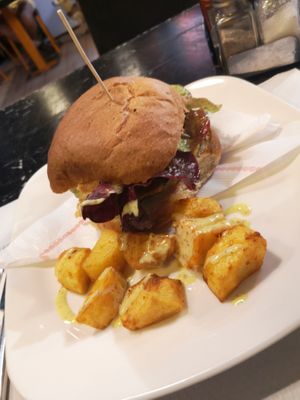 Burger at Veggie Garden - Dels Angels in Barcelona
