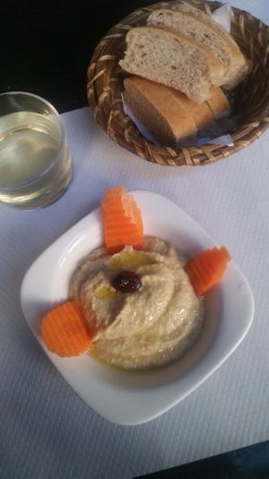 Hummus at Veggie Garden - Dels Angels in Barcelona