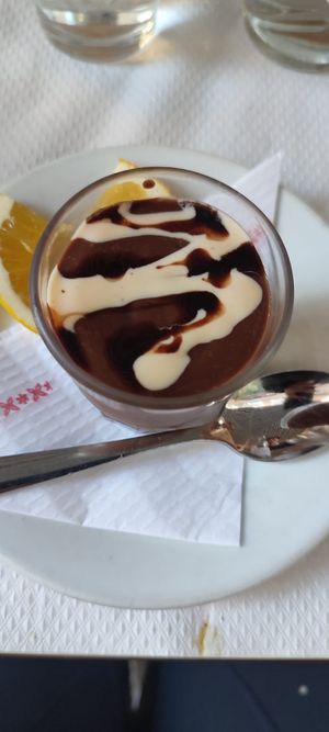 Mousse de xocolata, una mica fluix. at Veggie Garden - Dels Angels in Barcelona