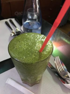 Fresh green juice at Veggie Garden - Dels Angels in Barcelona