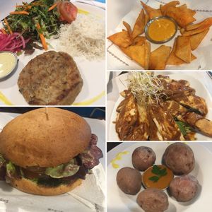 Dinner Time at Veggie Garden - Dels Angels in Barcelona