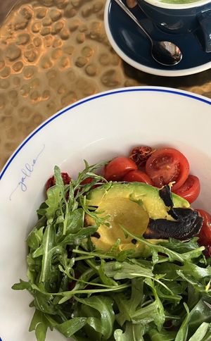 Салат с авокадо гриль  at AfroLab Roastery in Yerevan