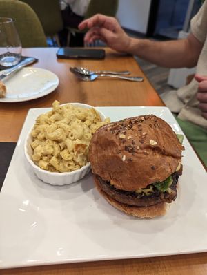 Truffle burger and mac and cheese at Full Taste in Chamblee