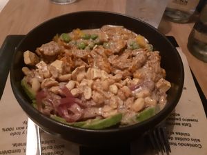Large vegan tofu poké bowl with added Heura pb chicken at Natur Poke - Palma in Mallorca