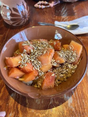 Fruta de temporada  #Veganuary at El Huauzontle in Chihuahua
