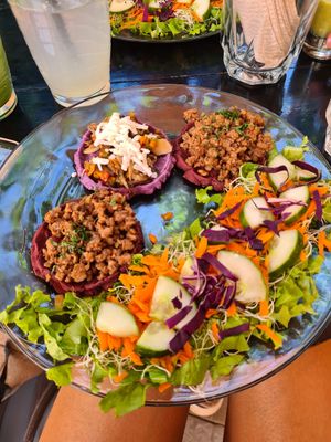 Sopes at La Selva de los Gatos in Oaxaca