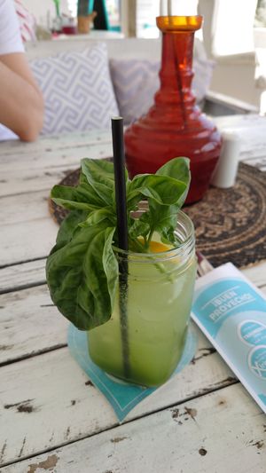 Hausgemachte Limonade mit Basilikum at Träumeria Son Moll & Lounge in Mallorca