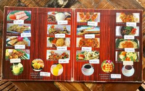 la carta nada apetecible en comparación con otros muchos cercanos. at Tasty Vegan in Seminyak