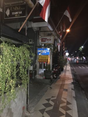 Go left here... at Tasty Vegan in Seminyak