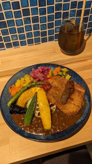 Katsu Curry with plenty of vegetables at Chabuya Curry Tenjin ちゃぶや in Fukuoka