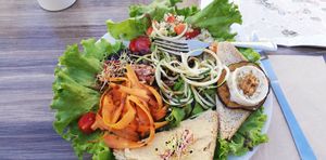  at Le Shanti in Dijon