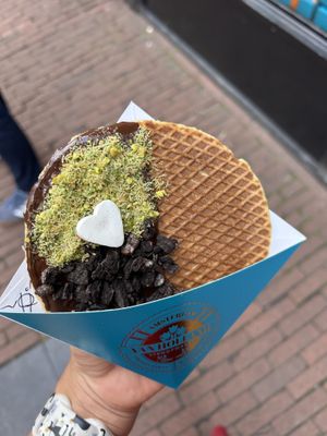 Small, vegan, Oreo, Dubai 12€  at Van Holland Stroopwafels in Amsterdam