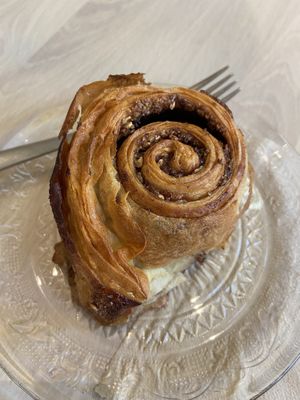 Cinnamon roll  at Oats Day Long in Brussels