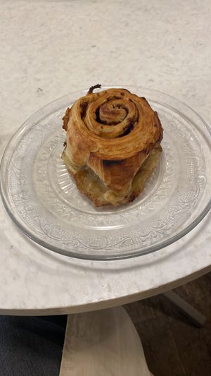 Cinnamon roll  at Oats Day Long in Brussels