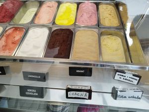 the sorbets are vegan, the staff can tell you which ones :) at Lodziarnia Akwarium in Warsaw