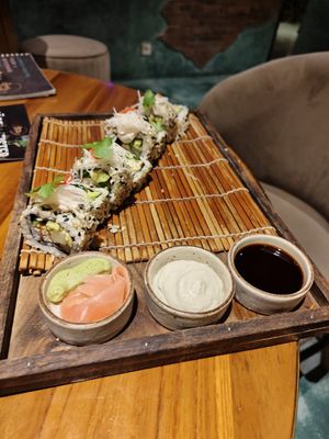 Wasabi paper rolls at Simply Social in Ubud
