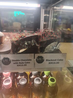 Chocolate Cakes~ 15/4/23 at Sala - Berjaya Times Square in Kuala Lumpur