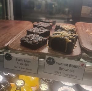 Brownies  ~ 15/4/23 at Sala - Berjaya Times Square in Kuala Lumpur