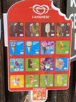 Veganes Magnum und Likkies  at Schwansee Kiosk in Schwangau