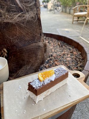 Bounty raw cake  at Yollie - the Popice Café in Karlsruhe