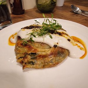 Borak espinafres e queijo at Vegan Dükkan Lokanta - The Eatery in Istanbul