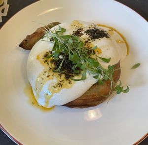 turkish börek with spinach/"cheese" and vegan yoghurt sauce  at Vegan Dükkan Lokanta - The Eatery in Istanbul