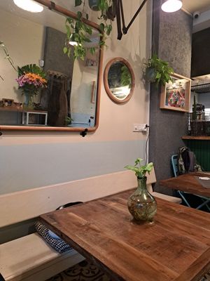 Deco at Vegan Dükkan Lokanta - The Eatery in Istanbul