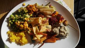 Vegan plate at Yamm in Vienna