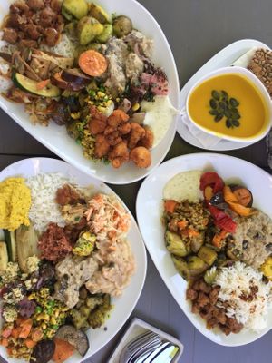 So so flavourful and fresh, only the soup was meh a bit salty at Yamm in Vienna