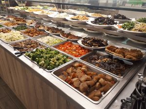 Buffet at Minder Vegetarian 明德素食 - Q Square Mall in Taipei