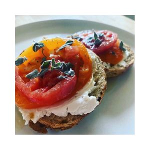 Sunday brunch vibes at The Tinker's Granddaughter in Lymington