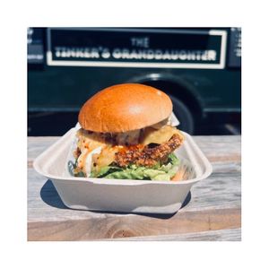 Look out for the truck to get your hands on a KFO Bun!🍔 at The Tinker's Granddaughter in Lymington