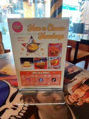 Mac and Cheese Monday!!! #Veganuary at Garage Sale in Phnom Penh