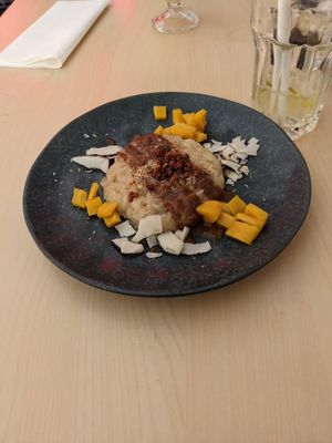 Biko: sticky rice, coconut, jackfruit at Lolo & Lola in Vienna