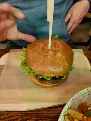 Burger at Pink in Warsaw