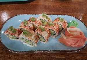 Vegan sushi at Pink in Warsaw