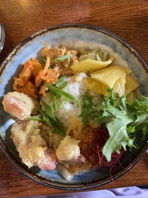 Vegan shrimp bowl  at Pink in Warsaw