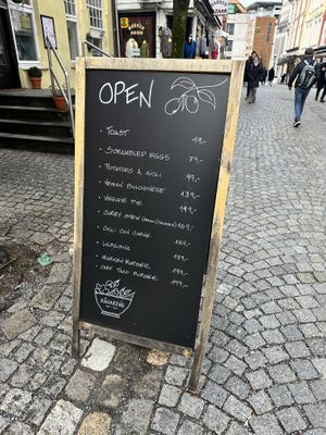 Menu  at Råvarene - Café & Bio Bistro in Bergen