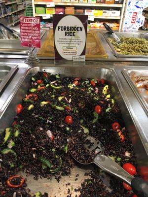 Clearly marked ingredients  at Concord Food Co-op in Concord